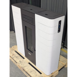 Poêle à granulés hydro extra plat Agosta - Reconditionné - A - 16 Kw