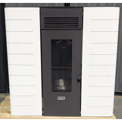 Poêle à granulés hydro extra plat Agosta - Reconditionné - A - 16 Kw