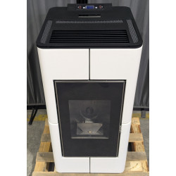 Poêle à granulés silencieux étanche Tendenza - Reconditionné - A+ - 6 Kw