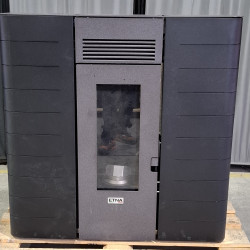 Poêle à granulés hydro extra plat Agosta - Reconditionné - A+ - 16 Kw