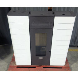 Poêle à granulés canalisable extra plat Pinarello - Reconditionné - A - 12 Kw