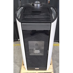 Poêle à granulés étanche (sortie dessus concentrique) - MEO - Reconditionné - A+ - 8 Kw