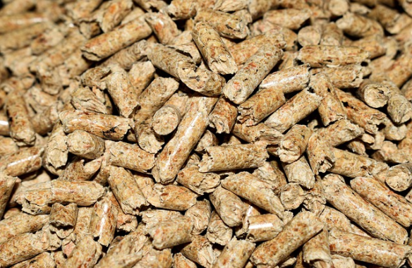 Que faire en cas d’accumulation de pellets dans le creuset ?