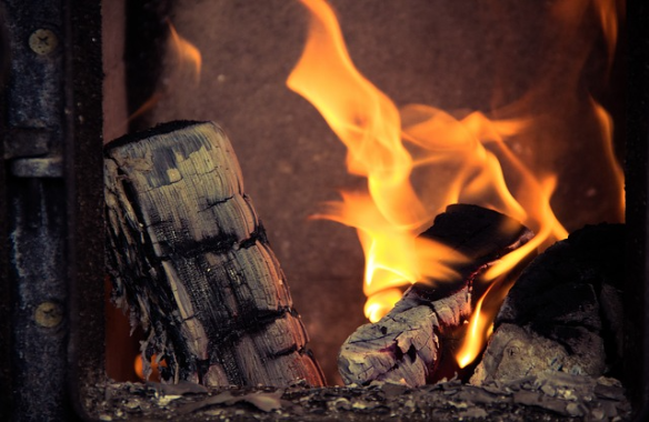 combustion buche de bois foyer